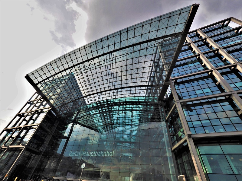Berlin, the new Hauptbahnhof - Guest gallery Peter Ross