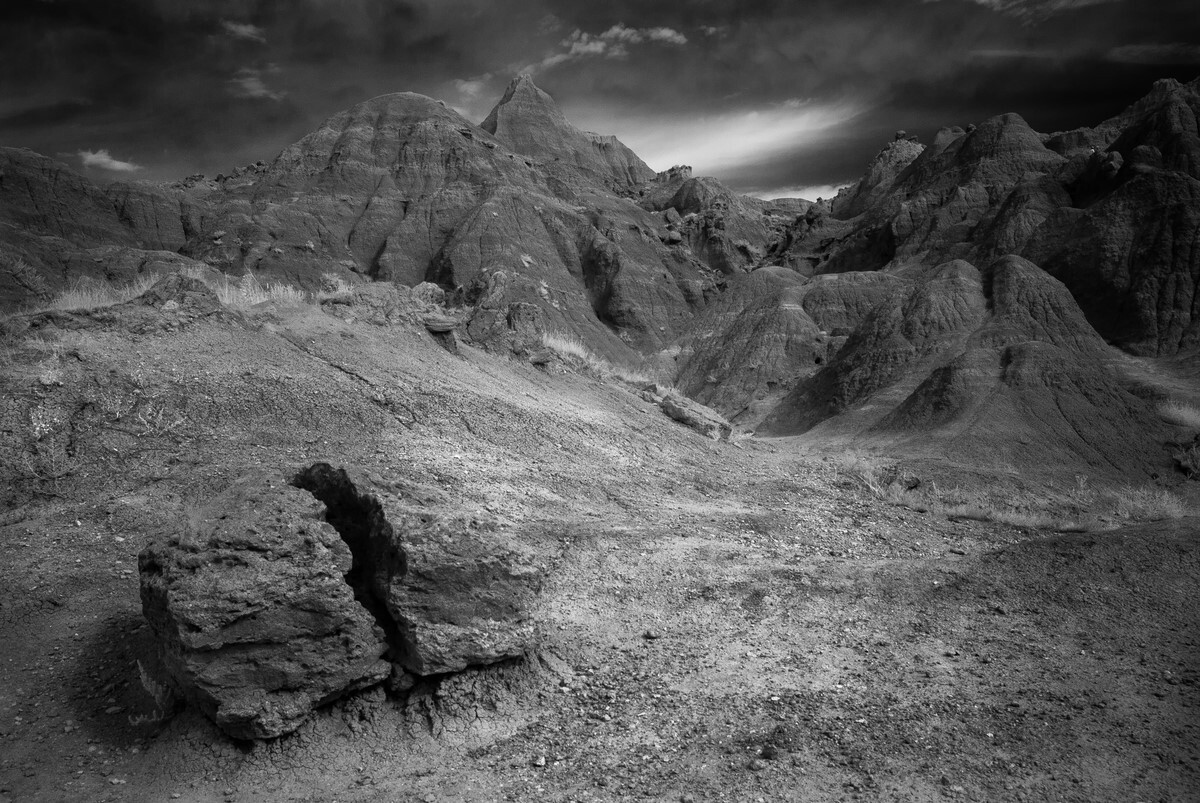 Saddle Pass and Medicine Root Trail IV - Badlands National Park
