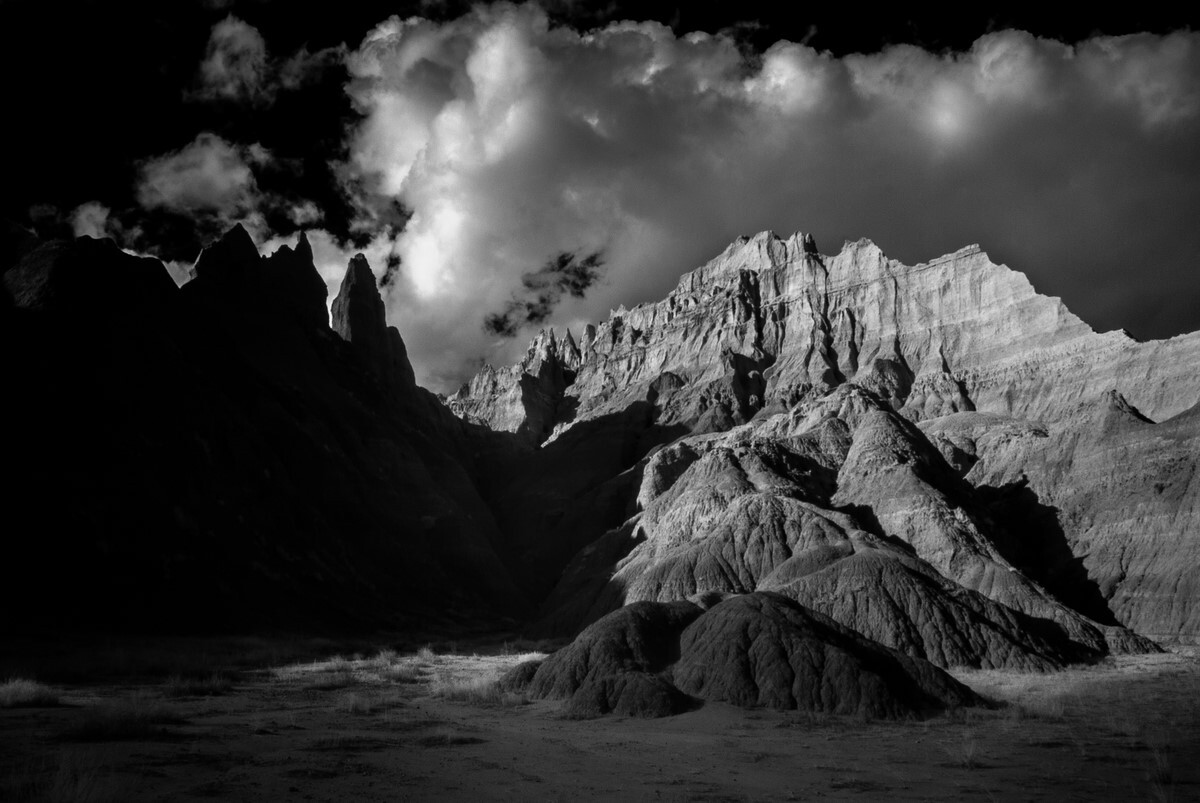 Along the Loop Road II - Badlands National Park
