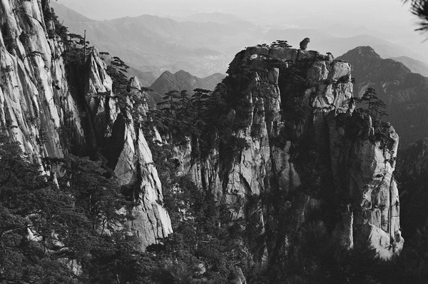Above the Clouds (Mt Huangshan) #11 - Hangzhou and Yellow Mountain