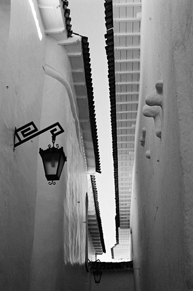 Passageway (Cusco) - Interiors