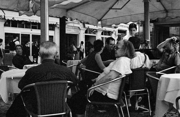 Outdoor Cafe (Lisbon) - People