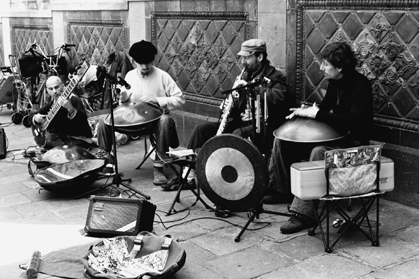 Street Musicians (Barcelona) #2 - People