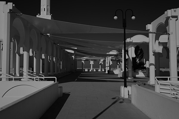 Plaza (Jeddah) #2 - Digital Black and White Images