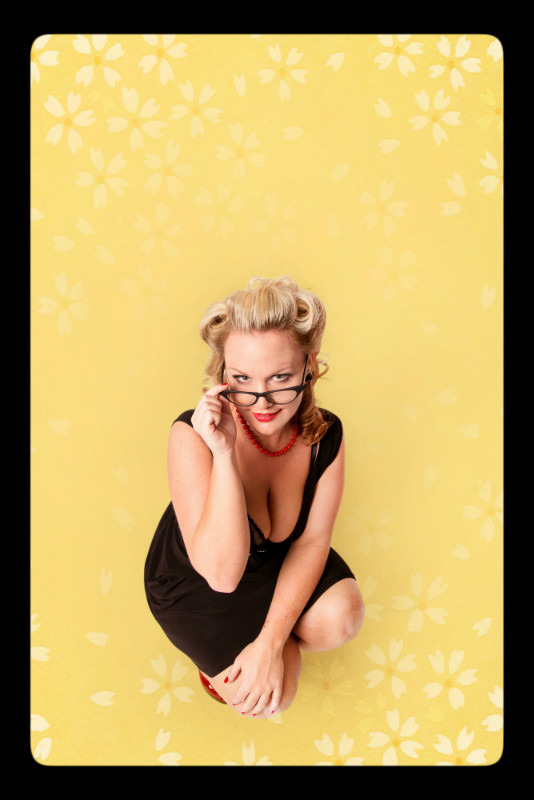  - CHERRY PIE PINUPS