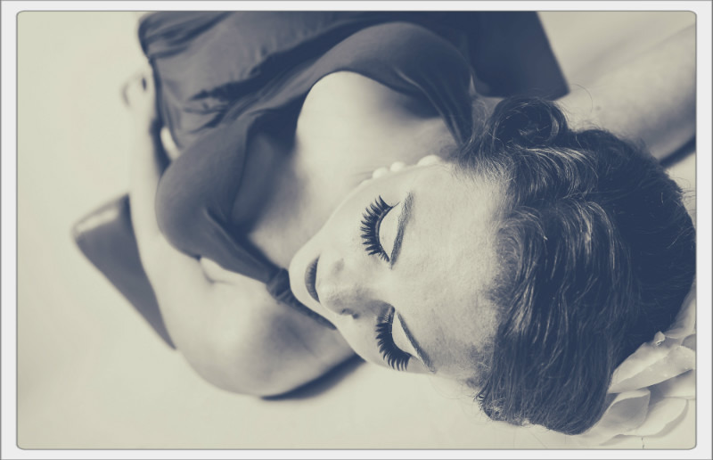  - CHERRY PIE PINUPS