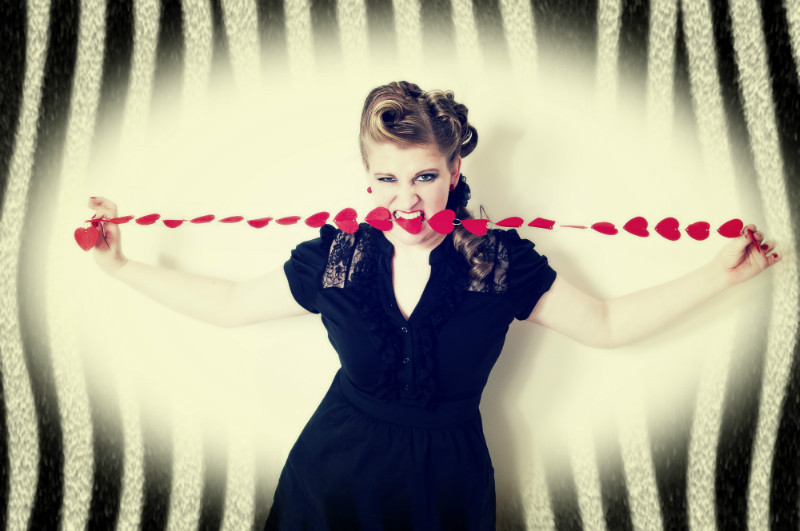  - CHERRY PIE PINUPS