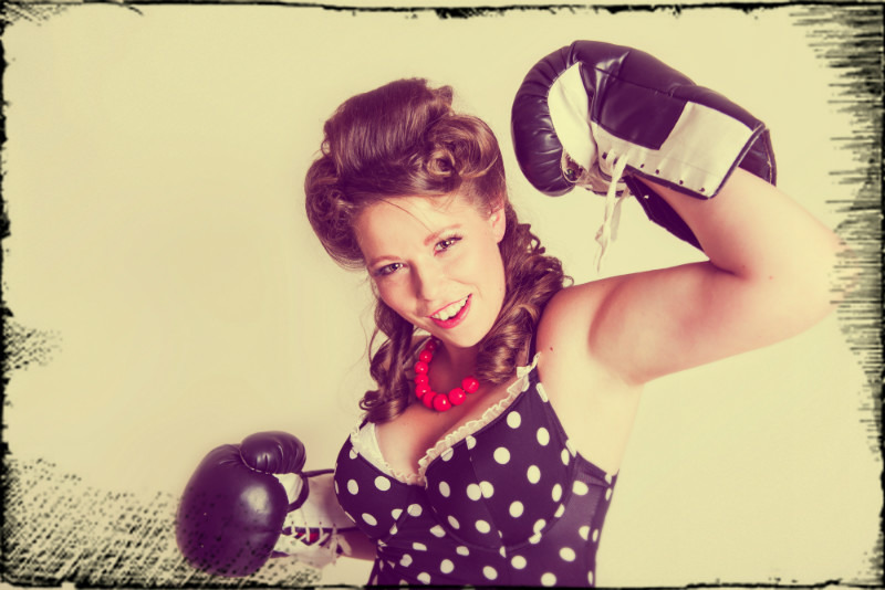  - CHERRY PIE PINUPS