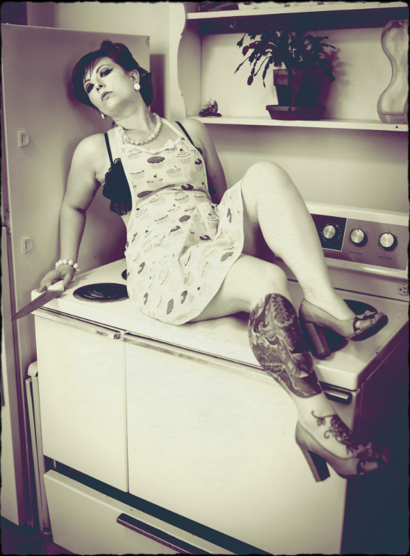  - CHERRY PIE PINUPS