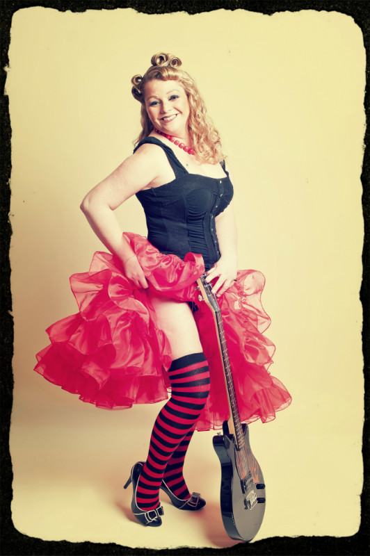  - CHERRY PIE PINUPS