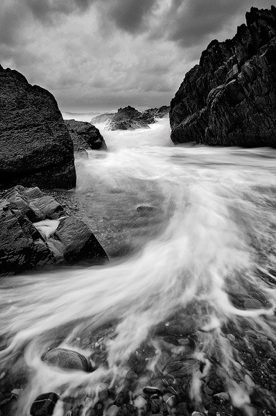 Ballytrasna, black and white