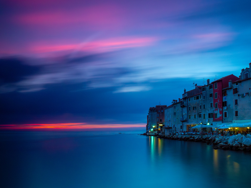 15 42-9180059 - Travel