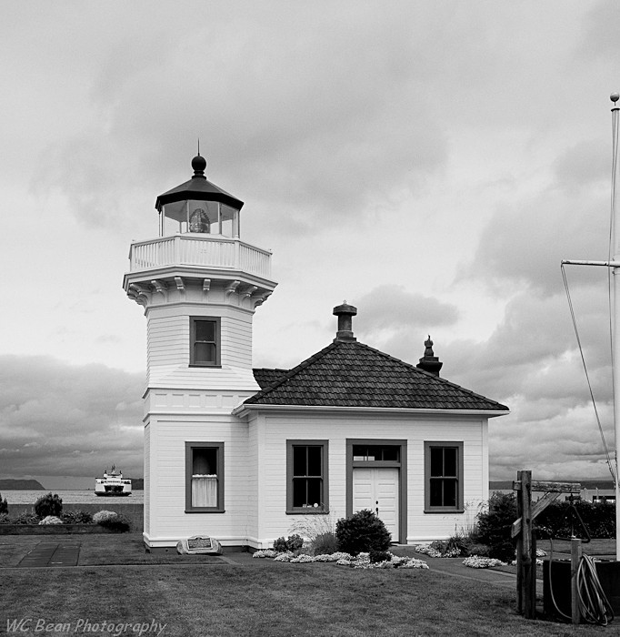 Mukilteo Light - Black & White Images
