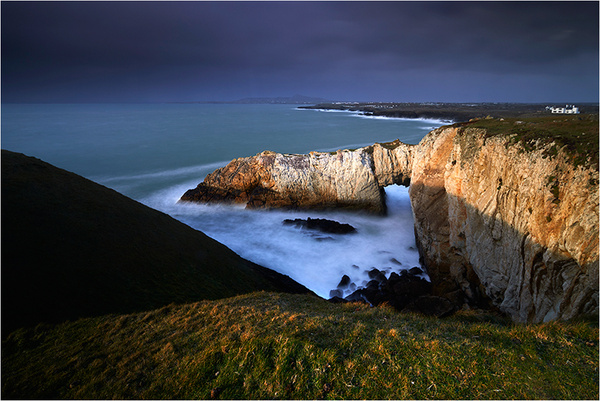 Bwa Gwyn III - Wales