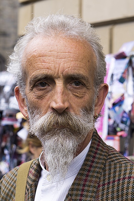  - People & Portraits