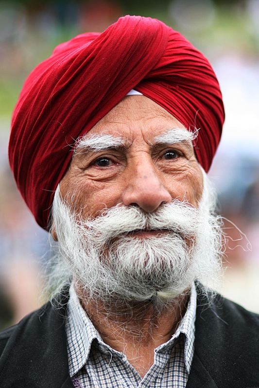  - People & Portraits