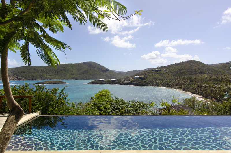 Crescent Beach Villa, Bequia , Infinity pool