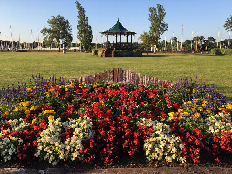 Graham Wiffen - Bath Rd Bandstand - IMG_0161 - Lymington Flower Festival 2019