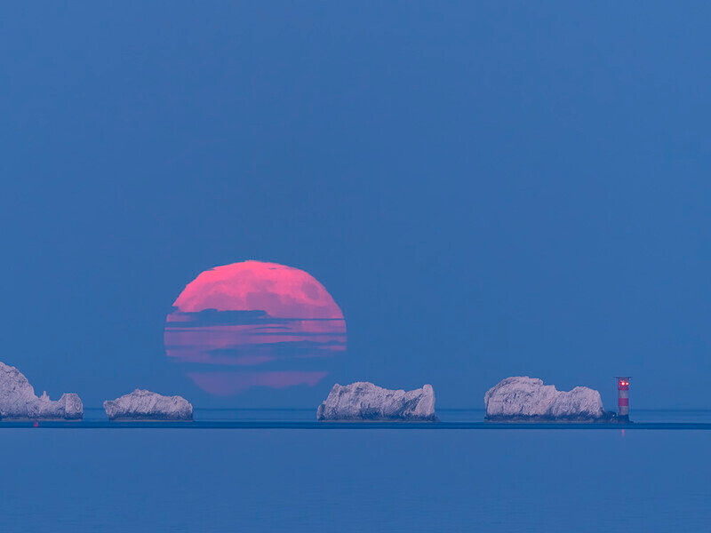 D75_2414a_1 - Strawberry Supermoon 2022