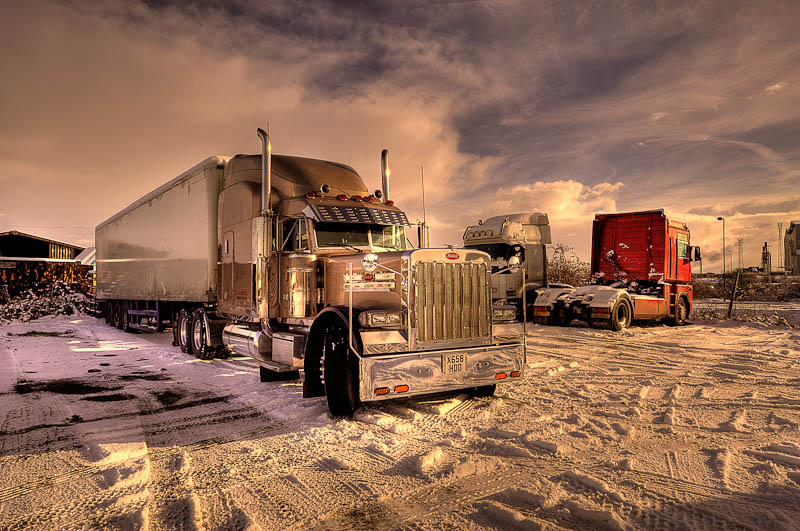  - American Dream Trucks Peterbilt 379 'Ice Road Truckers'