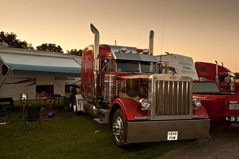  - Ice Road Truckers Alex Debogorski & Lisa Kelly at Truckfest South West