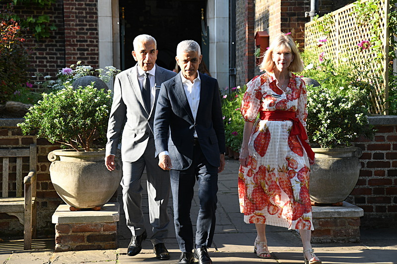 Damian 46 - Summer Garden Party at Westminster Abbey