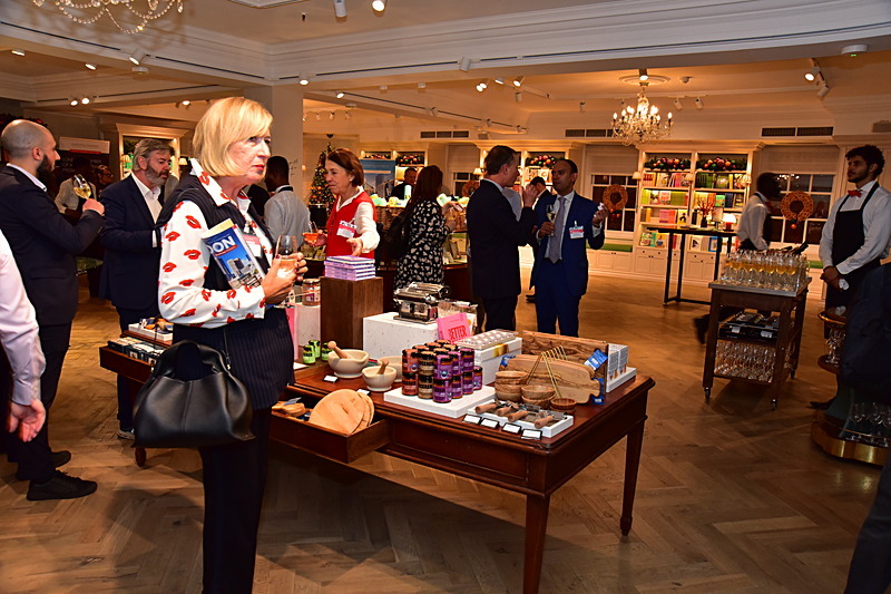 damianwalker 16 - LCCI  Winter Reception at F & M