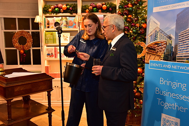 damianwalker 77 - LCCI  Winter Reception at F & M