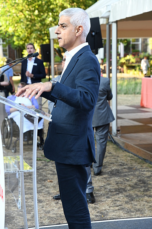 Damian 77 - Summer Garden Party at Westminster Abbey
