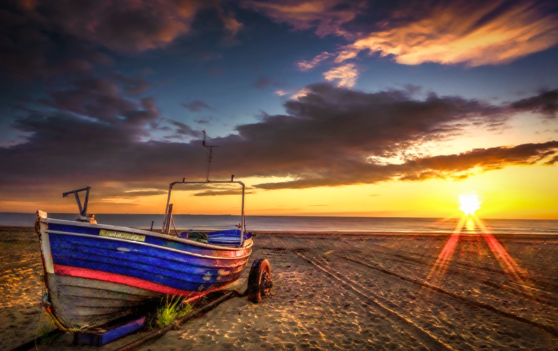 Heavenly Shores - This is England - Coastal Towns and Villages