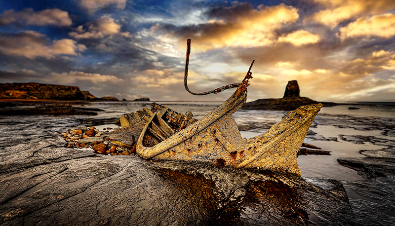 The Fallen Admiral - This is England - Coastal Towns and Villages