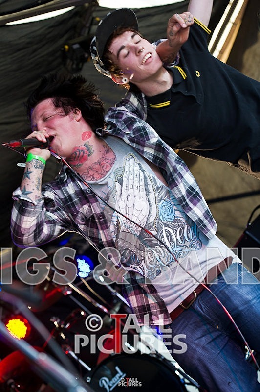 Five Across the Eyes-44 - FIVE ACROSS THE EYES