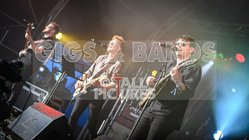 Last of the Light Brigade-786 - LAST OF THE LIGHT BRIGADE