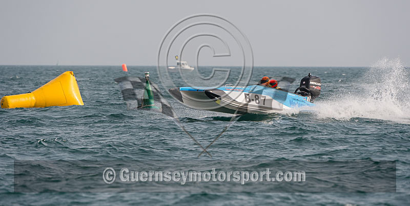 Worlds Powerboats_2014_Race-2-291 - UIM CLASS 3A & 3B WORLD OFFSHORE CHAMPIONSHIP_RACE-2