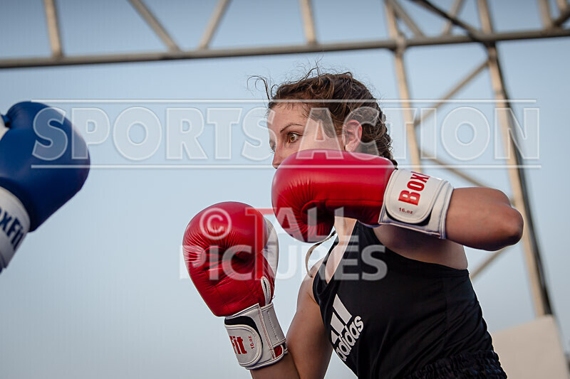 BOUT 13 - Jo -the Hammer- Wheatley v Fran -the Force- Field-40 - BOUT 13 - Jo 'the Hammer' Wheatley v Fran 'the Force' Field