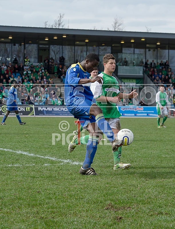 Guernsey FC v Raynes Park Vale-92 - GUERNSEY FC v RAYNES PARK VALE