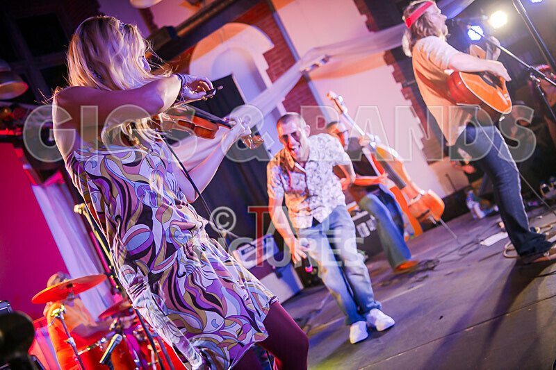 Buffalo Huddleston_Retro Festival_2020-702 - RETRO FESTIVAL 2020_BUFFALO HUDDLESTON