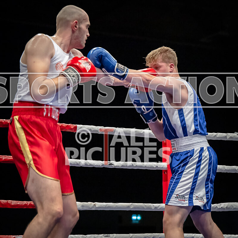 BOUT 9- Cameron Hards v Alex Sanderson-39 - BOUT 9: Cameron Hards v Alex Sanderson