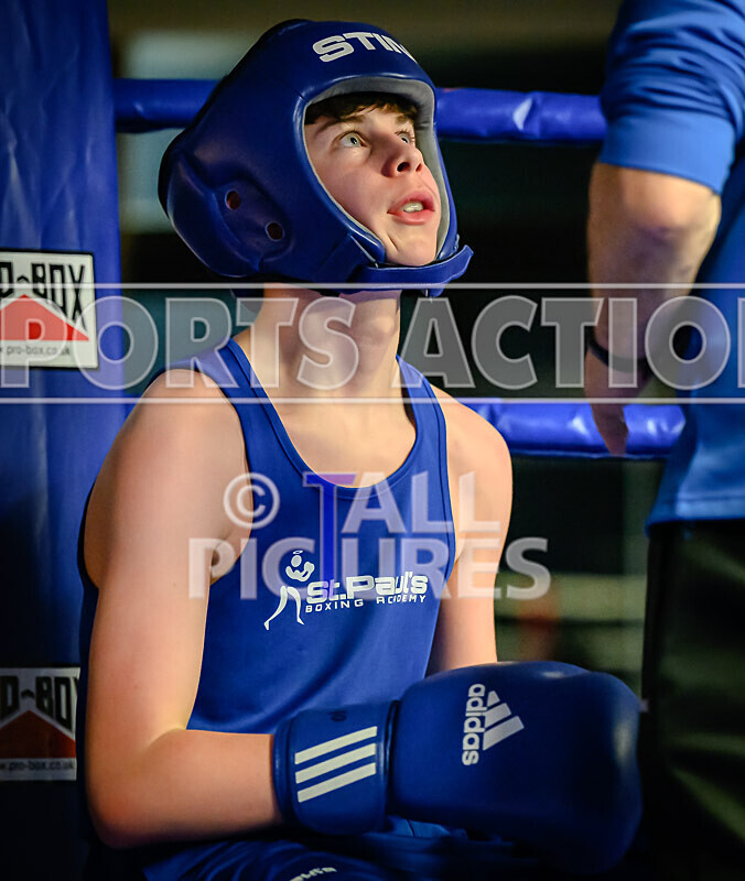 BOUT- 4 - Jacob Jones v Tommy Clark-13 - BOUT: 4 - Jacob Jones v Tommy Clark