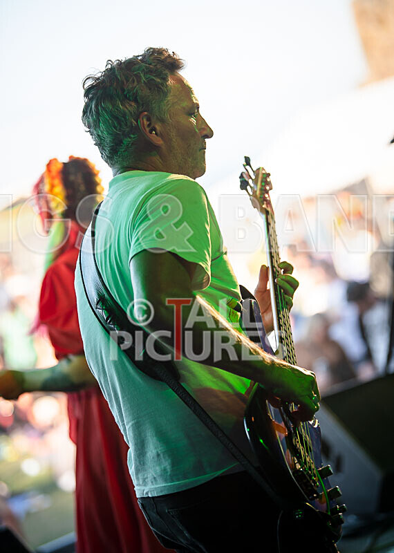 The Sacred Hearts-109 - THE SACRED HEARTS