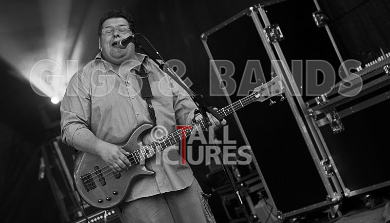 Toupe-28 - TOUPE at IVY CASTLE FAIR