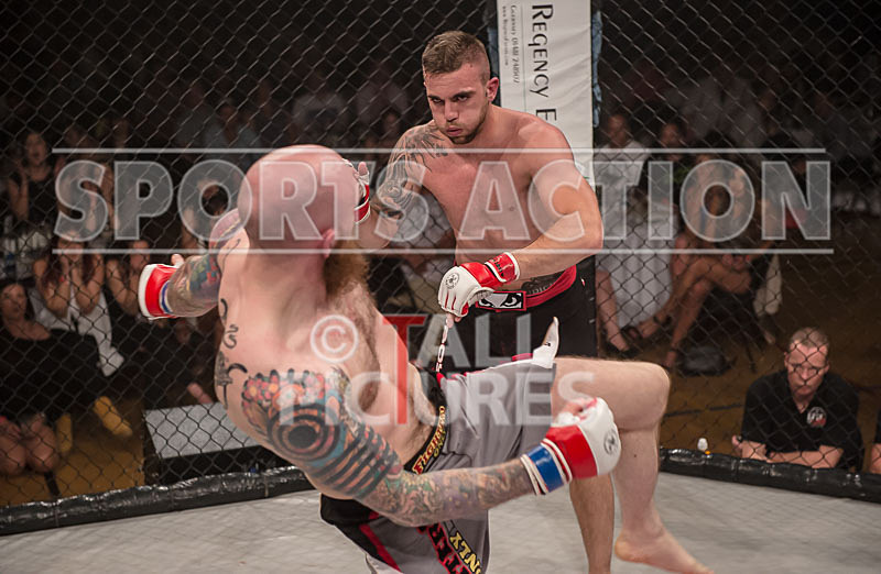 Josh Ozanne v Andrew Reid-54 - BOUT 15