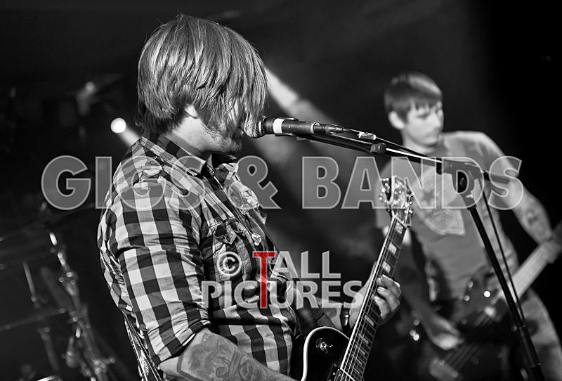 2 Minutes 2 Late-106 - 2 MINUTES 2 LATE