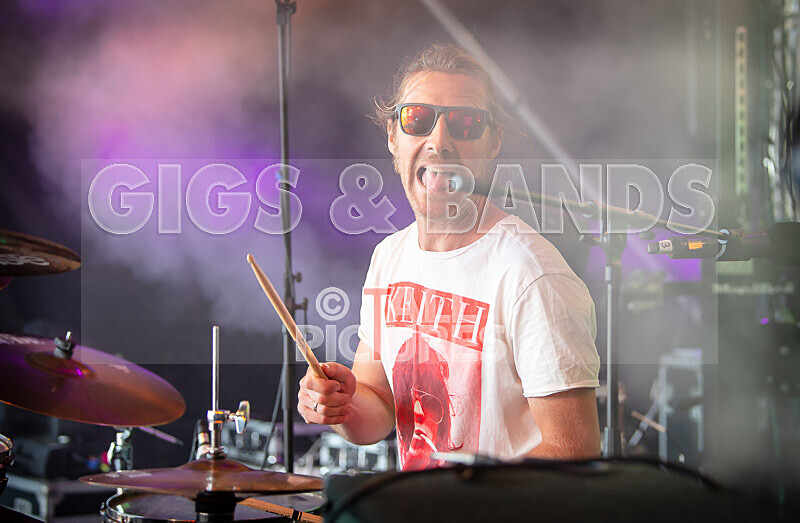 Benny the Moth-145 - BENNY THE MOTH