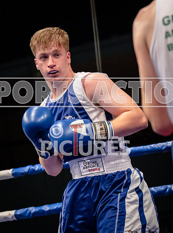 BOUT 9- Cameron Hards v Alex Sanderson-23 - BOUT 9: Cameron Hards v Alex Sanderson