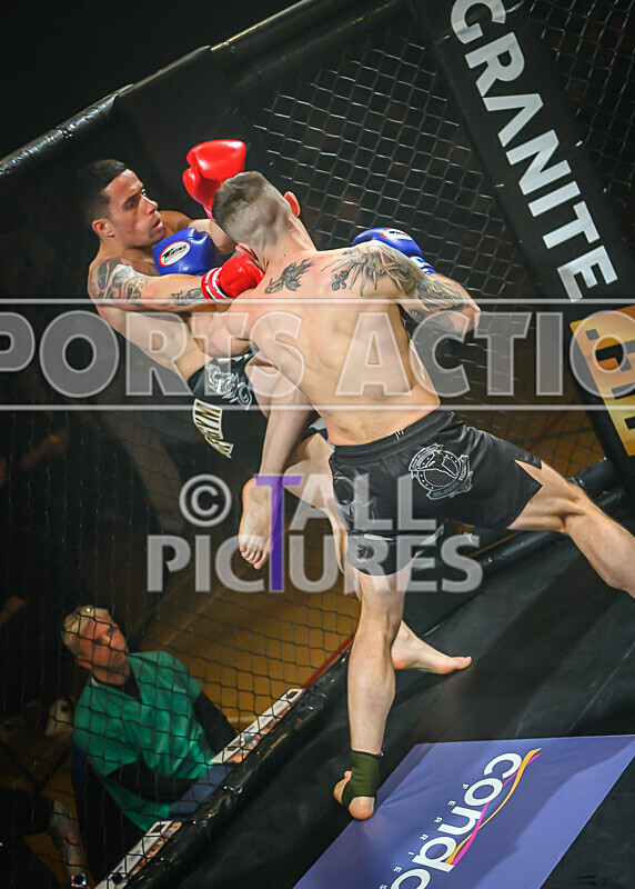 BOUT- 14 - Josh Ozanne v Pedro Fernandez-35 - BOUT 14 - Josh Ozanne v Pedro Fernandez