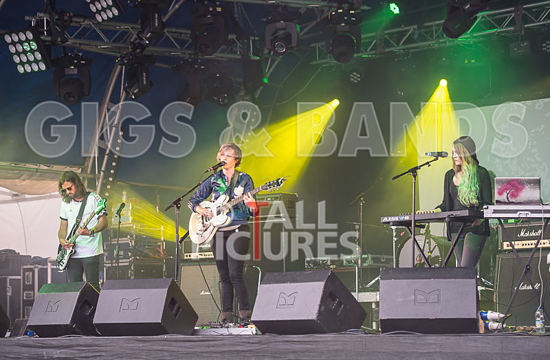 She Drew the Gun-5 - SHE DREW THE GUN