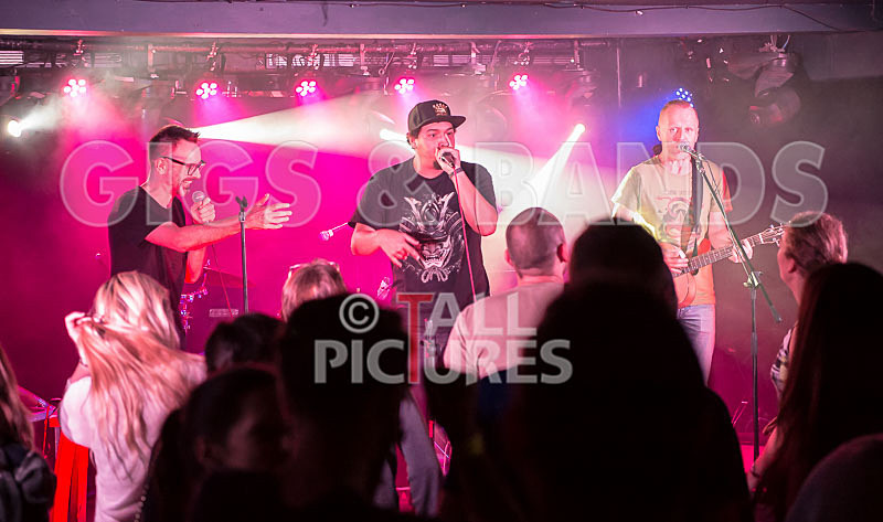 The Uptown Monotones-19 - THE UPTOWN MONOTONES