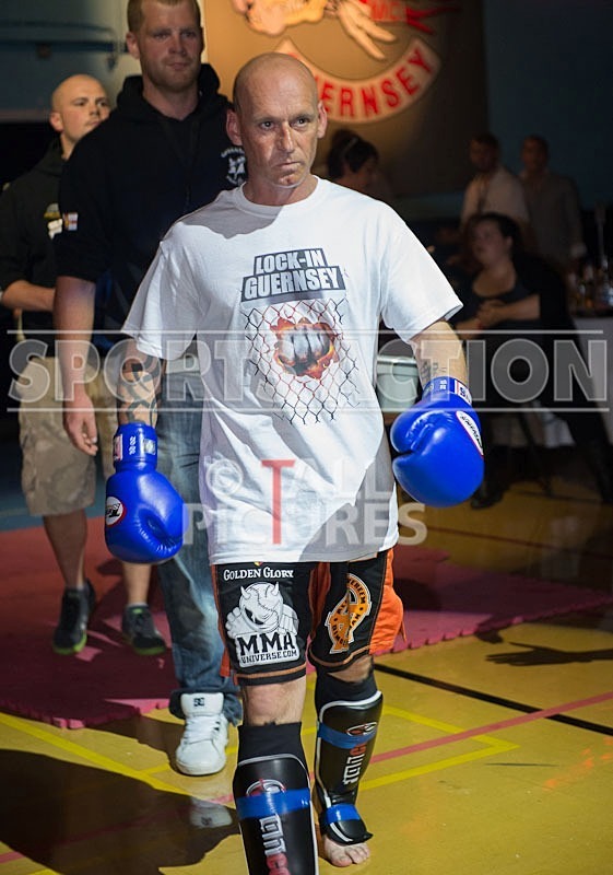 Cage Fighting_2012_Bout 10-1 - BOUT-10