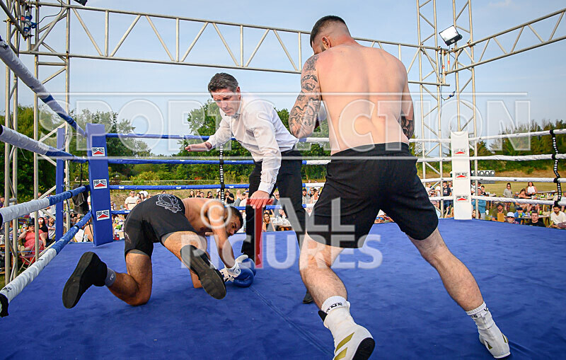 BOUT 12 - Dom Boyce v Koen Kraken Le Prevost-24 - BOUT 12 - Dom Boyce v Koen 'Kraken' Le Prevost